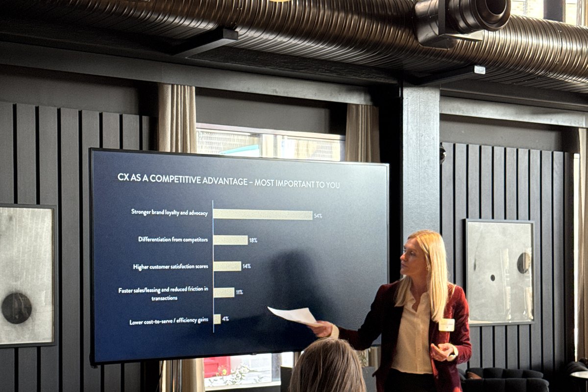 Charlotte Constance presenting the Customer First Forum research
